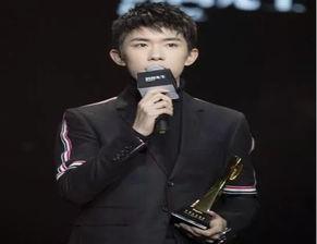 半工半读的明星,奋斗与梦想的交织之路